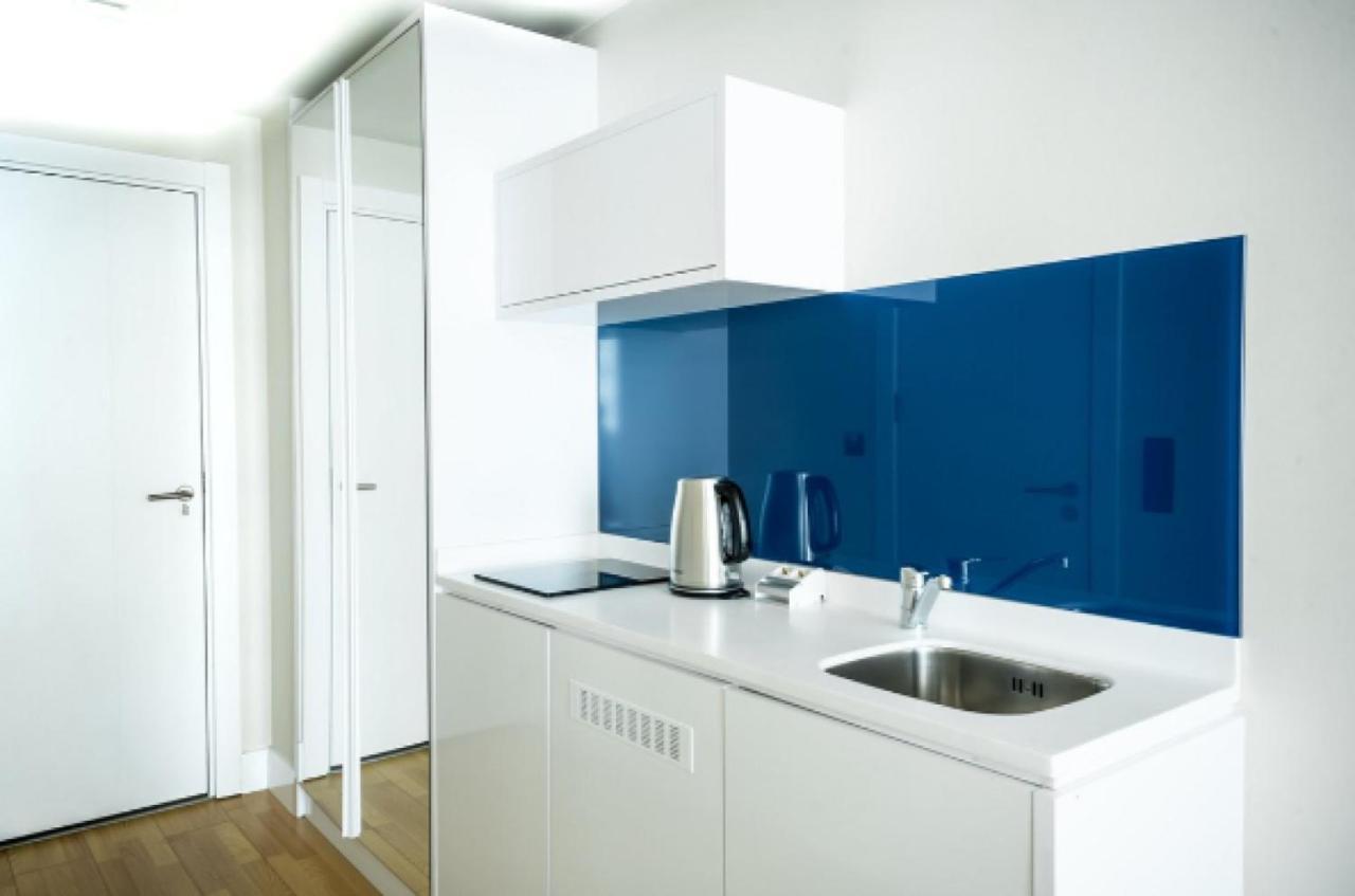 Luxury Sea View Apartments In Orbi City バトゥーミ エクステリア 写真