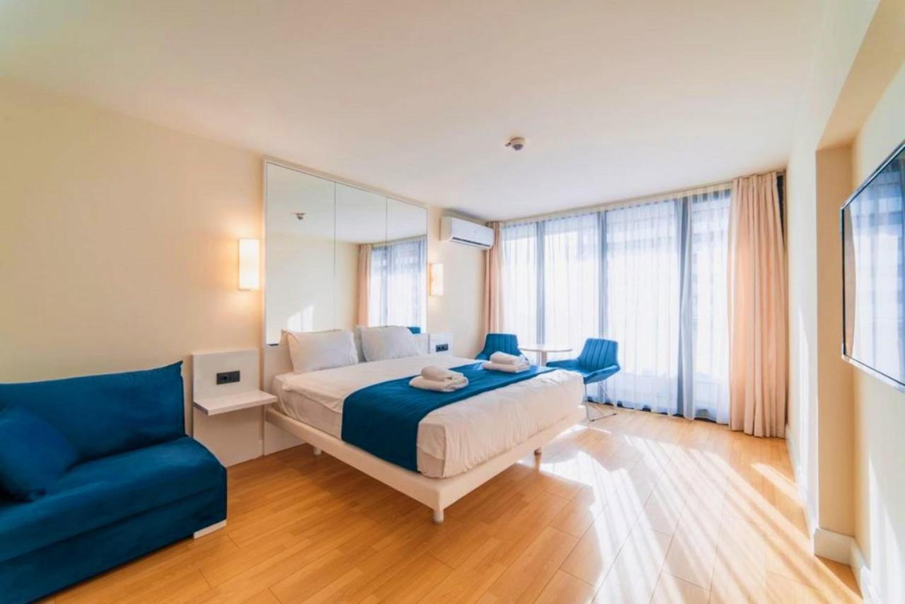 Luxury Sea View Apartments In Orbi City バトゥーミ エクステリア 写真