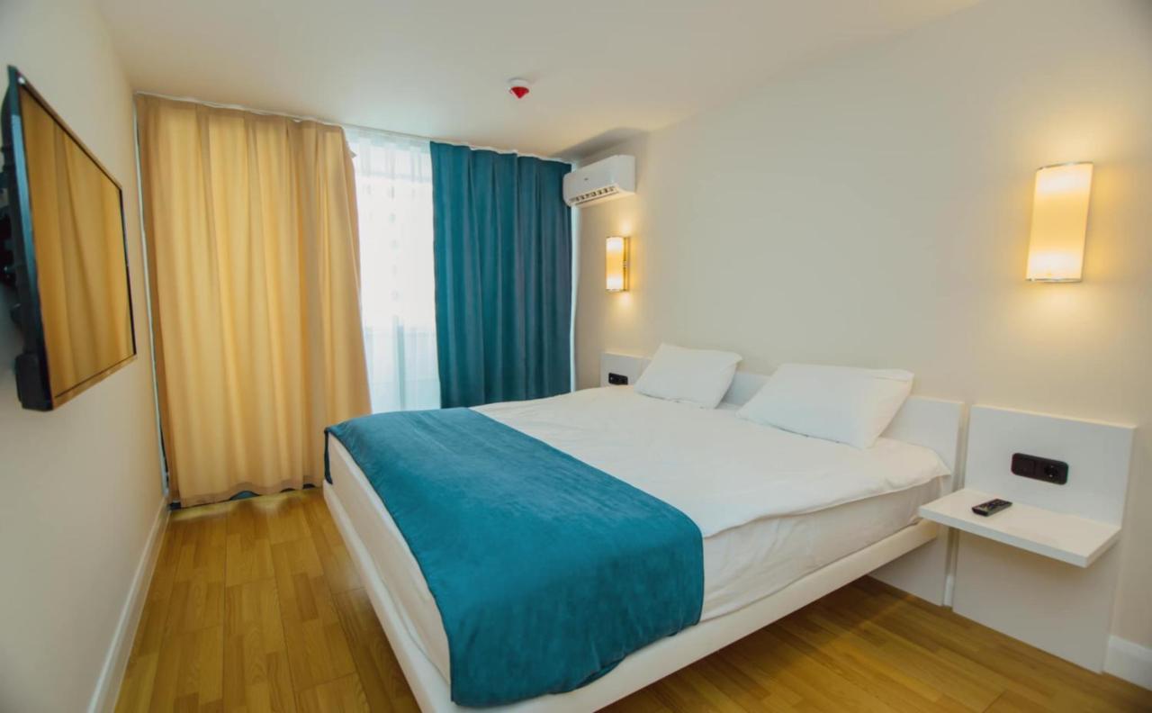 Luxury Sea View Apartments In Orbi City バトゥーミ エクステリア 写真